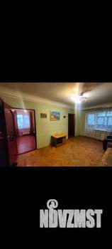 3-к квартира, вторичка, 50м2, 1/5 этаж