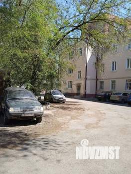 2-к квартира, вторичка, 57м2, 1/3 этаж