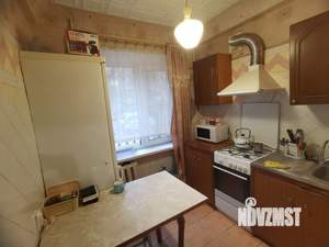 3-к квартира, вторичка, 61м2, 1/5 этаж