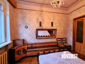 3-к квартира, вторичка, 90м2, 2/4 этаж