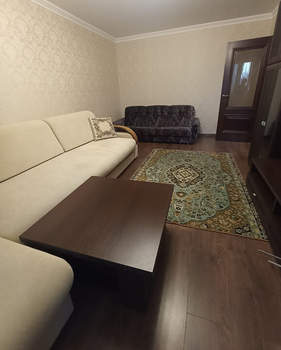 1-к квартира, вторичка, 42м2, 1/10 этаж