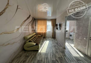 2-к квартира, вторичка, 42м2, 1/5 этаж