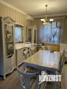 3-к квартира, вторичка, 83м2, 2/2 этаж