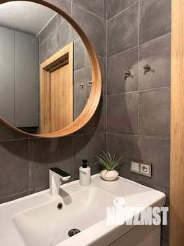 2-к квартира, вторичка, 55м2, 3/19 этаж