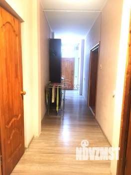 2-к квартира, вторичка, 70м2, 1/4 этаж