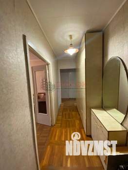 3-к квартира, вторичка, 64м2, 6/9 этаж