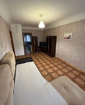 2-к квартира, вторичка, 47м2, 1/5 этаж