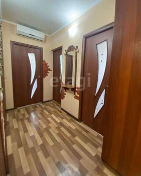 3-к квартира, вторичка, 60м2, 10/10 этаж