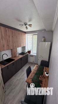 3-к квартира, вторичка, 54м2, 2/4 этаж