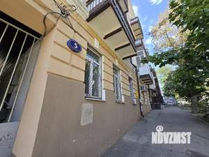 2-к квартира, вторичка, 41м2, 1/4 этаж