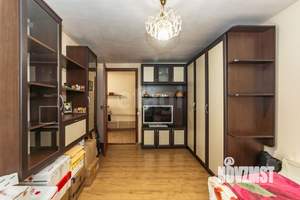 2-к квартира, вторичка, 65м2, 1/1 этаж