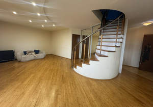 3-к квартира, вторичка, 111м2, 9/10 этаж