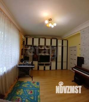 2-к квартира, вторичка, 57м2, 1/3 этаж