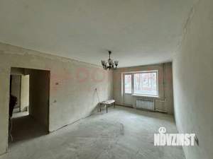 2-к квартира, вторичка, 53м2, 1/9 этаж