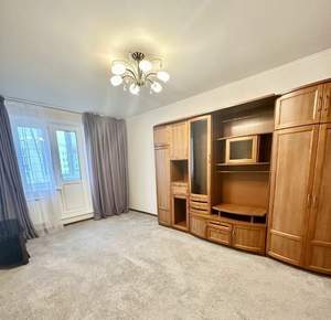 2-к квартира, вторичка, 57м2, 9/18 этаж