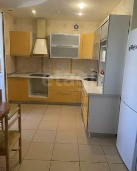 2-к квартира, вторичка, 103м2, 2/8 этаж