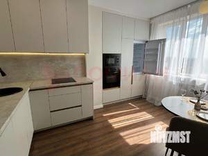 3-к квартира, вторичка, 60м2, 16/19 этаж