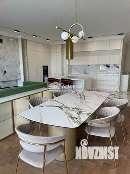 3-к квартира, вторичка, 117м2, 9/21 этаж