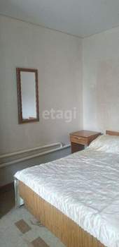 2-к квартира, вторичка, 65м2, 1/1 этаж