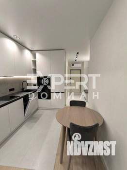 2-к квартира, вторичка, 42м2, 18/24 этаж