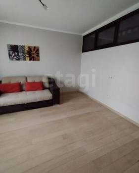 3-к квартира, вторичка, 85м2, 6/16 этаж