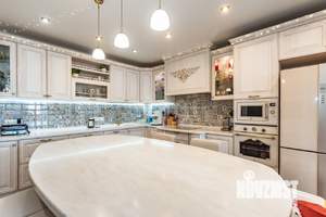 4-к квартира, вторичка, 170м2, 7/11 этаж