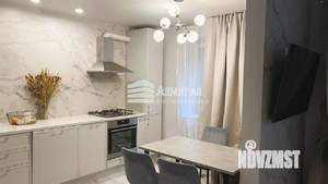 3-к квартира, вторичка, 75м2, 1/10 этаж