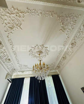 5-к квартира, вторичка, 220м2, 1/3 этаж