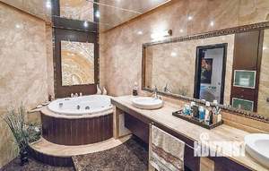 5-к квартира, вторичка, 240м2, 2/13 этаж