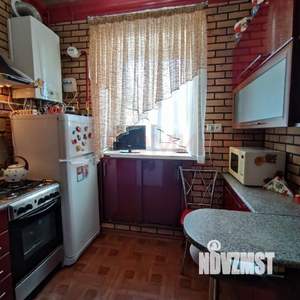 2-к квартира, вторичка, 42м2, 1/2 этаж