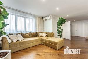 3-к квартира, вторичка, 130м2, 16/22 этаж