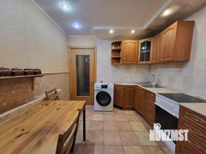 2-к квартира, вторичка, 52м2, 1/10 этаж