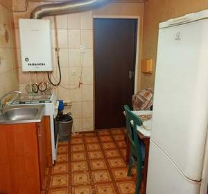 2-к квартира, вторичка, 42м2, 1/2 этаж