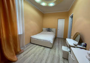4-к квартира, вторичка, 90м2, 5/6 этаж