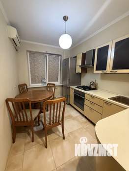 2-к квартира, вторичка, 52м2, 1/10 этаж