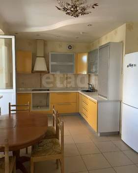 3-к квартира, вторичка, 57м2, 6/8 этаж