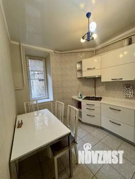 3-к квартира, вторичка, 65м2, 1/5 этаж