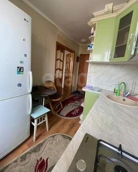 3-к квартира, вторичка, 64м2, 10/1 этаж