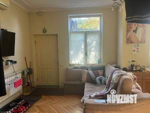 3-к квартира, вторичка, 57м2, 1/1 этаж