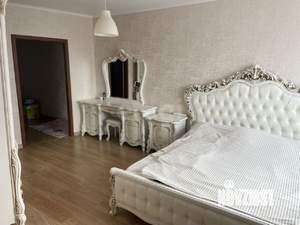 4-к квартира, вторичка, 93м2, 9/10 этаж