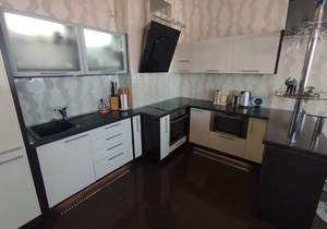 3-к квартира, вторичка, 100м2, 8/12 этаж