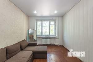 2-к квартира, вторичка, 42м2, 3/5 этаж