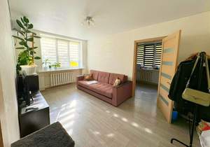 2-к квартира, вторичка, 38м2, 2/2 этаж