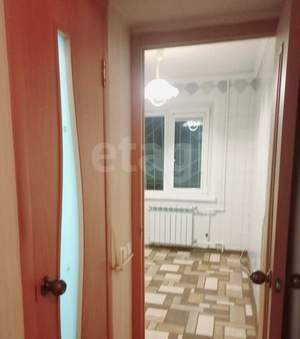 2-к квартира, вторичка, 50м2, 1/9 этаж