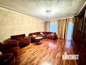 2-к квартира, вторичка, 74м2, 9/9 этаж