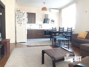 2-к квартира, вторичка, 61м2, 6/23 этаж