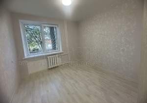 3-к квартира, вторичка, 65м2, 1/1 этаж