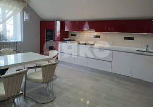 4-к квартира, вторичка, 167м2, 4/4 этаж