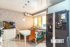 2-к квартира, вторичка, 80м2, 3/10 этаж