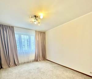 2-к квартира, вторичка, 57м2, 9/18 этаж